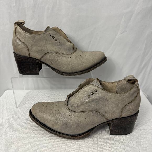 Freebird by Steven Sadie Distressed Ice Gray Ankle Boot Women's Size 8 - Picture 9 of 11